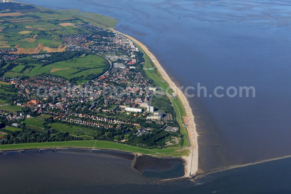 Cuxhaven from the bird's eye view: Headland area of the mouth of the Elbe in the spa district of Doese in Cuxhaven in the state of Lower Saxony. The river ends at the Kugelbake sign located at the former marine fortress of the same name
