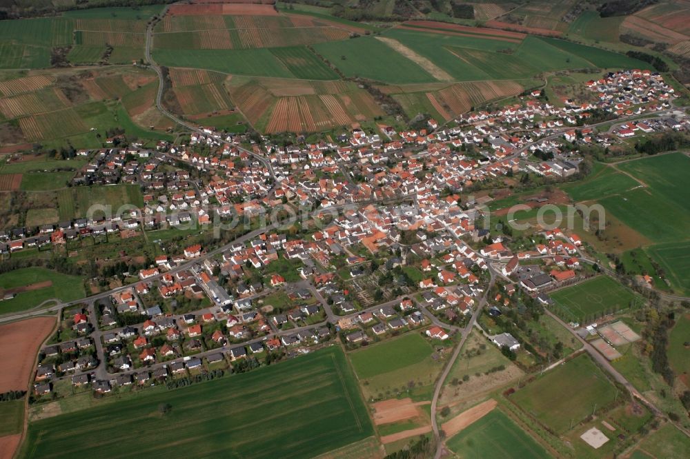 Weinsheim from the bird's eye view: View of the municipality in Weinheim in Rhineland-Palatinate