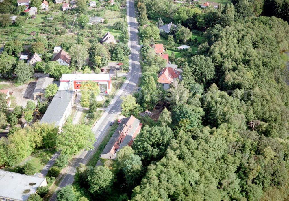 Werder / Brandenburg from above - Landstreifen der ADDIT Bau-Projekt GmbH & Co an der Kemnitzer Chaussee am Plessower See in Werder / Havel.