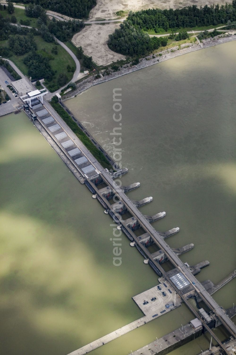 Aerial image Sankt Andrä-Wördern - Waterworks and hydroelectric power plant Kraftwerk Greifenstein in the Danube in Sankt Andrae-Woerdern in Lower Austria, Austria. The power station is run by VERBUND Hydro Power AG