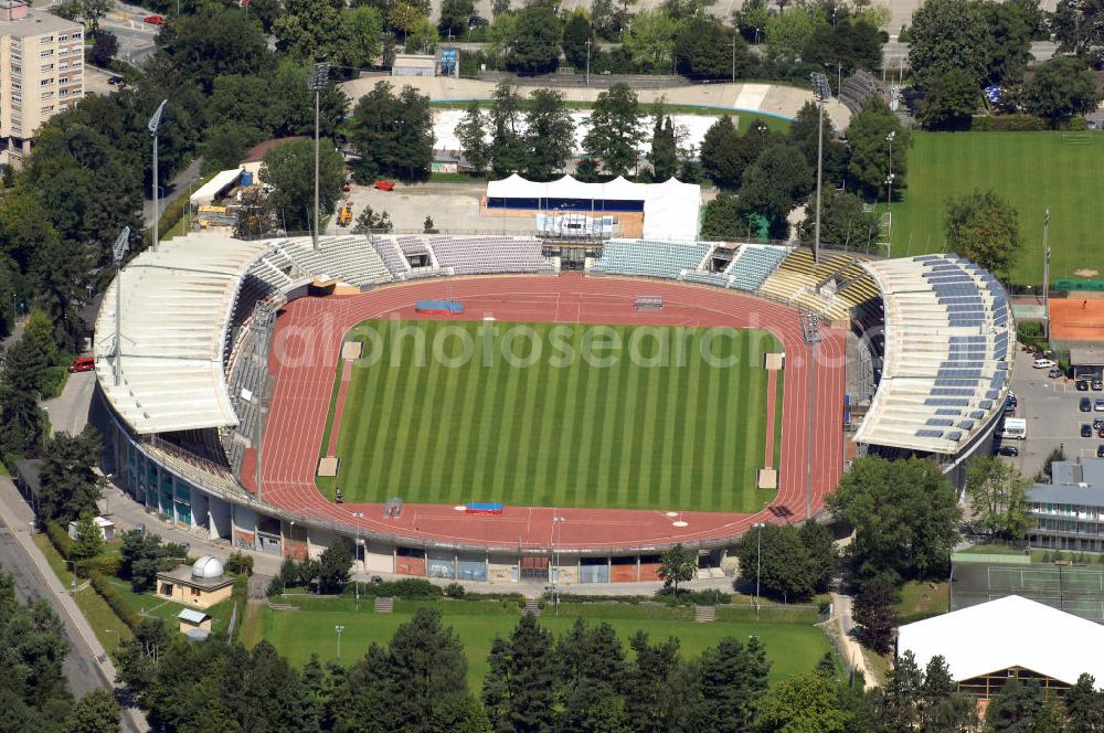 Aerial image Lausanne - Blick auf das Fußballstadion Stade Olympique de la Pontaise. Kontakt: Service de l'information info cité, Place de la Palud 2, Case postale, 1002 Lausanne, Tel. +41 21 315-2555, Fax +41 21 315-2010, E-Mail info@lausanne.ch,