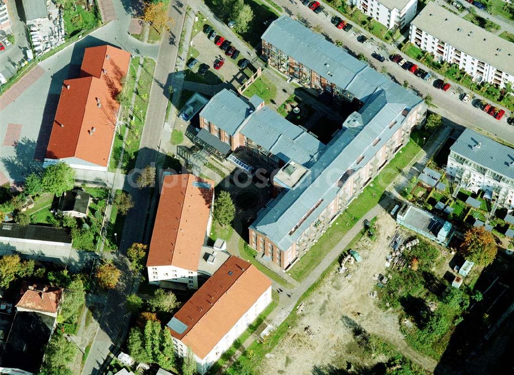 Teltow - Brandenburg from the bird's eye view: Lavendel-Residenz - Seniorenzentrum Teltow an der Elbstraße 2 in 14513 Teltow/Brandenburg. (Tel.: 03328-3330).