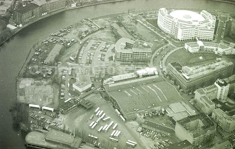 Berlin from the bird's eye view: LBA von Berlin (verschiedene Motive).