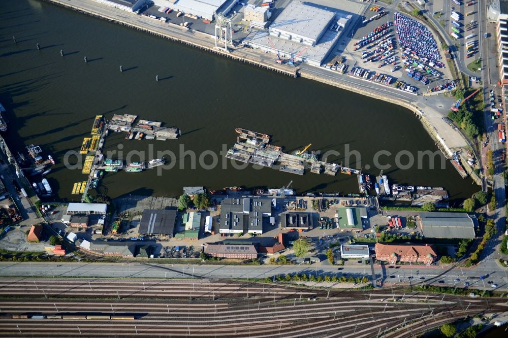 Aerial photograph Hamburg - Luebeck riverside in Hamburg-Mitte / Kleiner Grasbrook. A project of the Hamburg Port Authority HPA