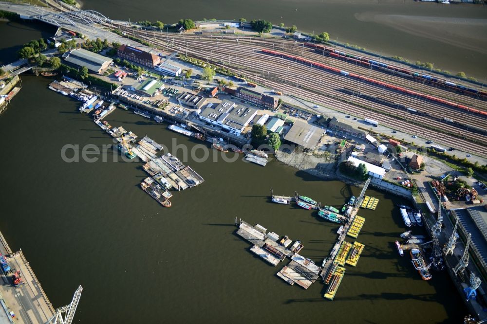 Hamburg from the bird's eye view: Luebeck riverside in Hamburg-Mitte / Kleiner Grasbrook. A project of the Hamburg Port Authority HPA