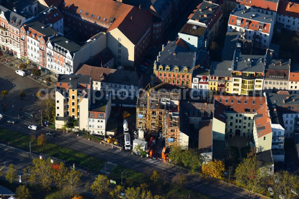 Aerial photograph Berlin - Construction site for the construction of gaps along the multi-family house residential housing estate Mueggelheimer Strasse - Gruenstrasse in the district Koepenick in Berlin, Germany