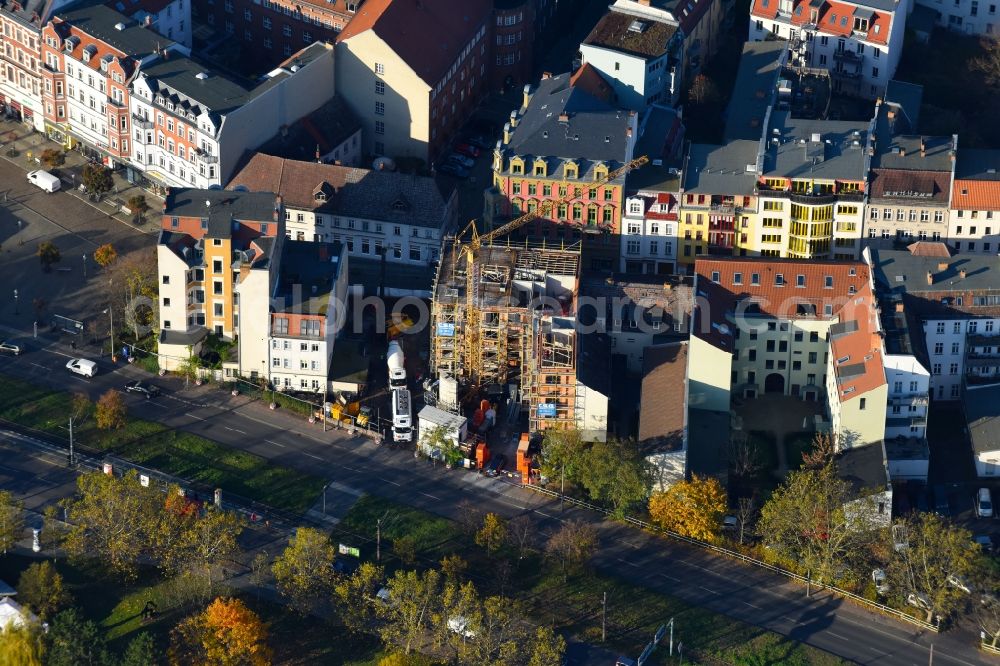 Berlin from the bird's eye view: Construction site for the construction of gaps along the multi-family house residential housing estate Mueggelheimer Strasse - Gruenstrasse in the district Koepenick in Berlin, Germany