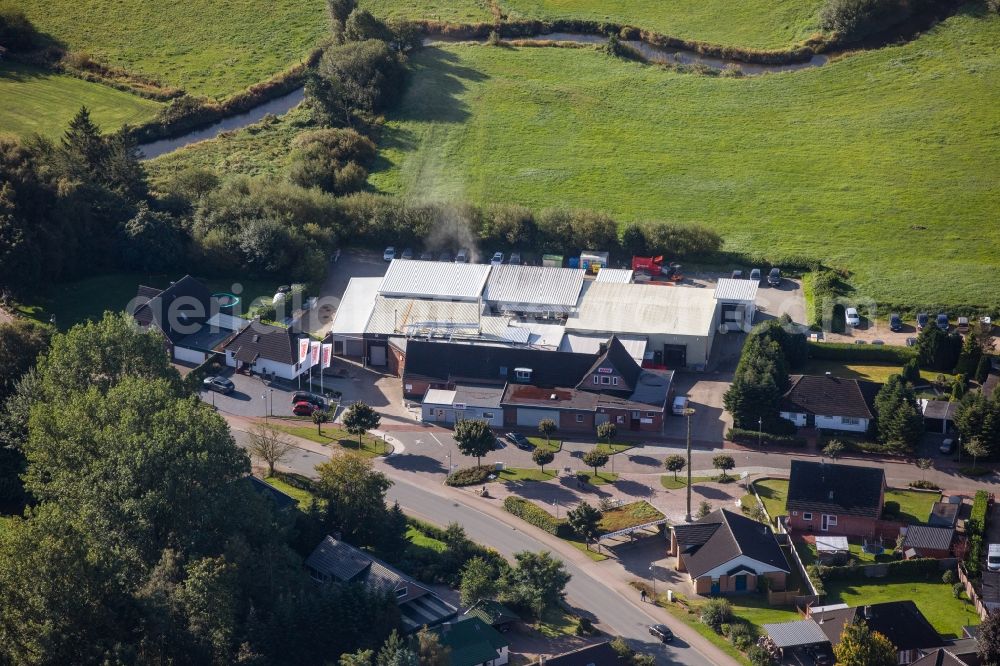 Eggebek from above - Buildings and production halls on the food manufacturer's premises Hoppe Fleischwaren GmbH on Klinkenberg in Eggebek in the state Schleswig-Holstein, Germany