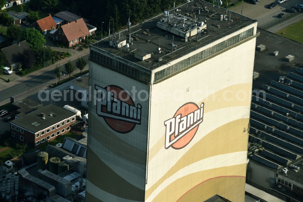 Cloppenburg from the bird's eye view: Buildings and production halls on the food manufacturer's premises Pfanni of Emsland Food GmbH on street Werner-Eckart-Ring in Cloppenburg in the state Lower Saxony, Germany