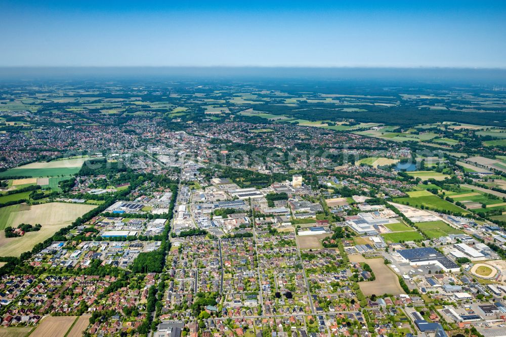 Aerial image Cloppenburg - Buildings and production halls on the food manufacturer's premises Pfanni of Emsland Food GmbH on street Werner-Eckart-Ring in Cloppenburg in the state Lower Saxony, Germany