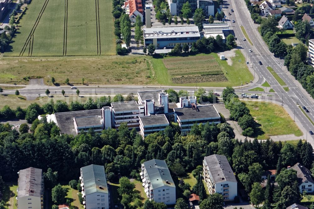 Neuried from the bird's eye view: Ruins of the administration building of the former company Hettlage in Neuried in the state Bavaria