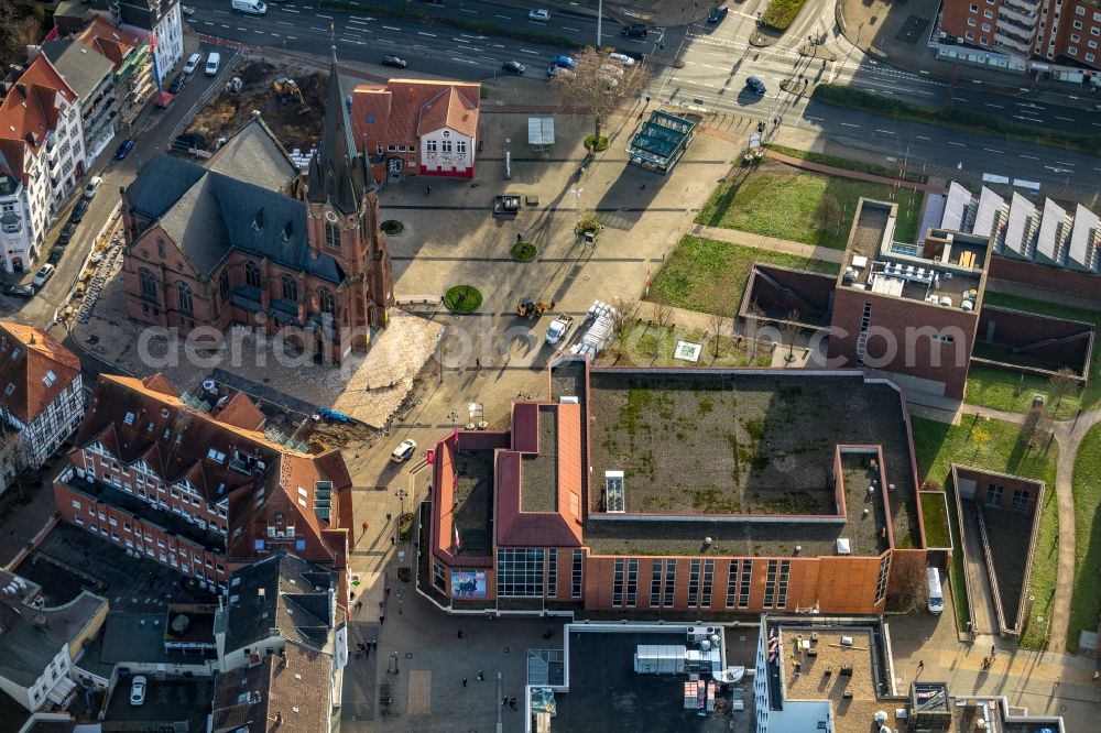 Aerial image Herne - Leaving old department store building of Adler Modemaerkte AG on Bahnhofstrasse in Herne in the state North Rhine-Westphalia, Germany