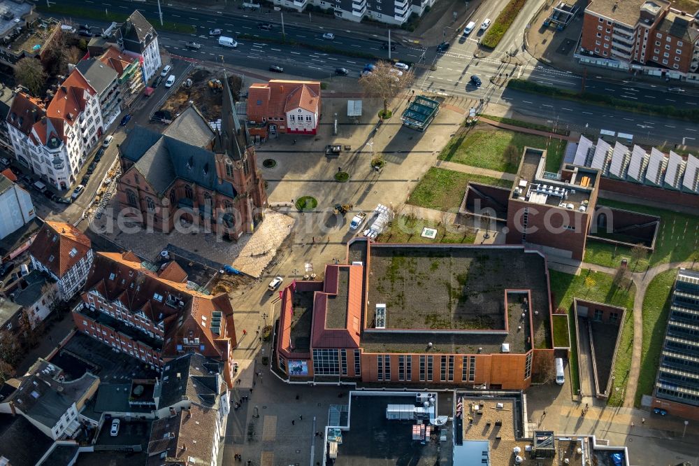 Herne from above - Leaving old department store building of Adler Modemaerkte AG on Bahnhofstrasse in Herne in the state North Rhine-Westphalia, Germany