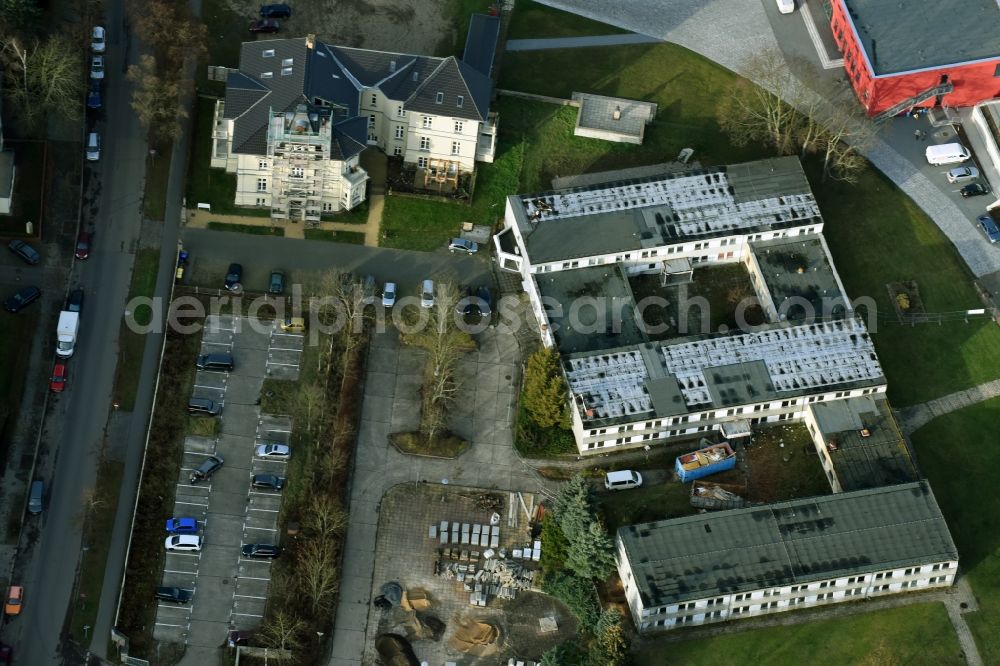 Aerial photograph Frankfurt (Oder) - Vacant, unused building a container settlement in Frankfurt (Oder) in the state Brandenburg