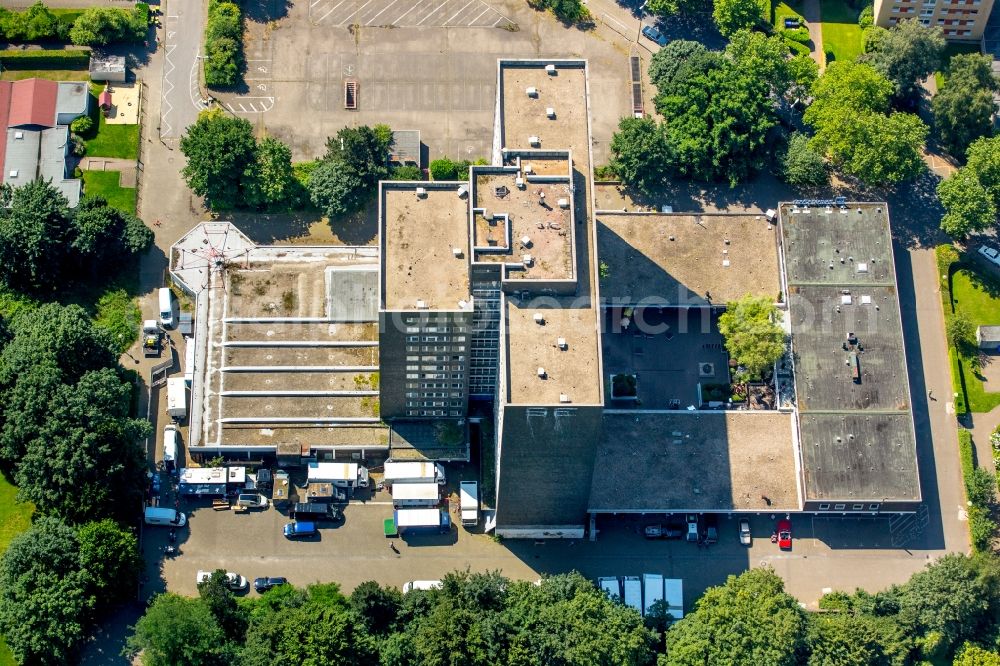 Aerial image Gladbeck - Vacant, unused building Schwechater street in Gladbeck in the state North Rhine-Westphalia