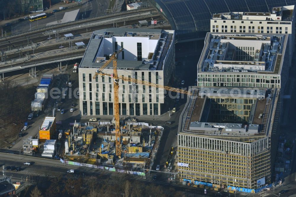 Berlin from the bird's eye view: Lehrter Stadtquartier quarter in the Moabit part of Berlin in Germany. The quarter consists of 5 blocks which form a complex of office buildings and hotels