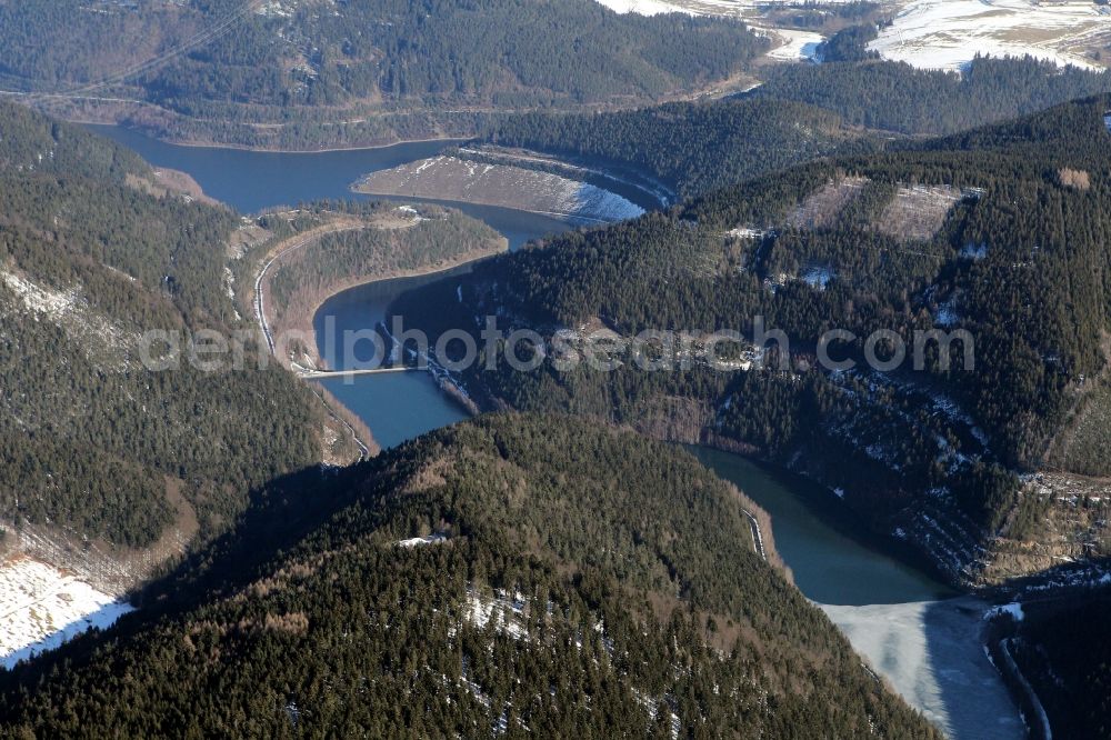 Unterweißbach from the bird's eye view: Leibis- Lichte- dam lake in Unterweissbach in Thuringia