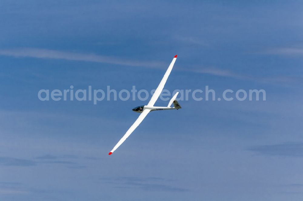 Aerial photograph Hamm - Performance single-seater glider DG 300 can land position from water ballast - Hamm in North Rhine-Westphalia