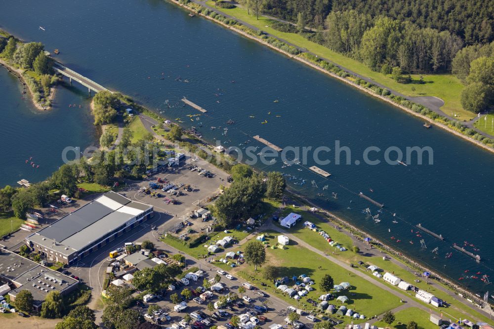 Aerial photograph Fühlingen - Competitive sports center of the regatta courses - Fuehlinger See racecourse in Cologne in the federal state of North Rhine-Westphalia, Germany