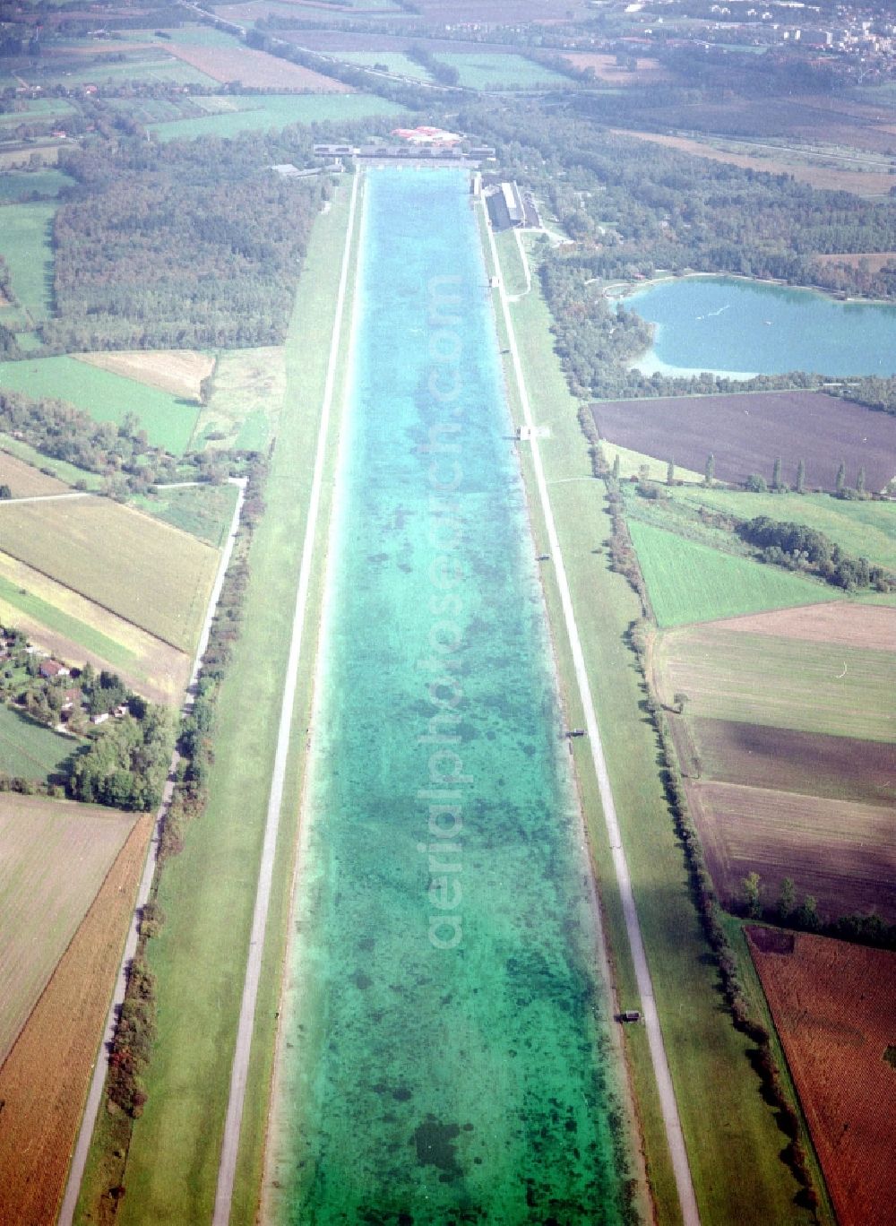 Oberschleißheim from the bird's eye view: Sporting center of the regatta courses - Racetrack Olympia-Regattastrecke on Dachauer Strasse in Oberschleissheim in the state Bavaria, Germany