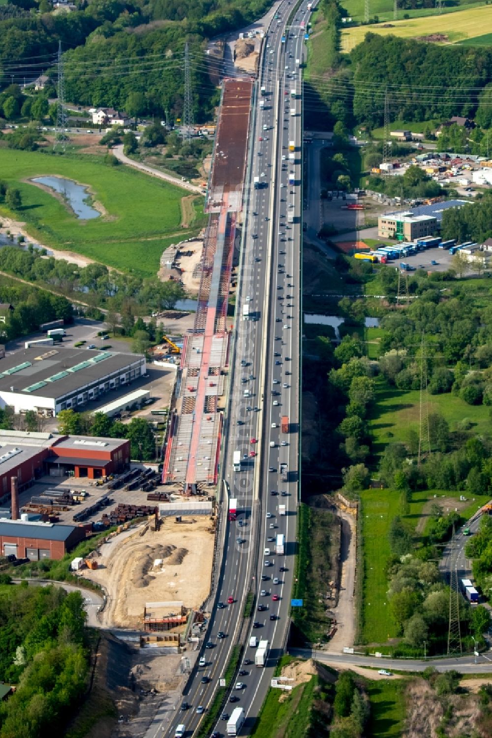 Hagen from the bird's eye view: View of the Lennetalbruecke in Hagen in the state North Rhine-Westphalia