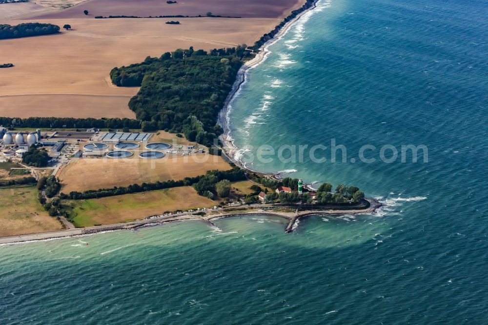 Aerial photograph Strande - Lighthouse as a historic seafaring character in the coastal area Buelk on street Buelker Weg in Strande in the state Schleswig-Holstein, Germany