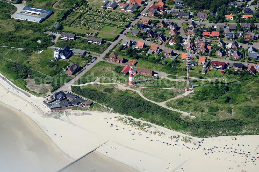 Aerial image Borkum - Lighthouse as a seafaring character in the coastal area of Nordsee as well as transmitter mast in Borkum in the state Lower Saxony