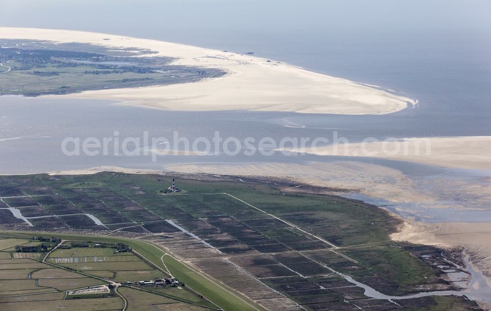 Westerhever from the bird's eye view: Lighthouse as a historic seafaring character in the coastal area of Westerheversand in the district Hauert in Westerhever in the state Schleswig-Holstein