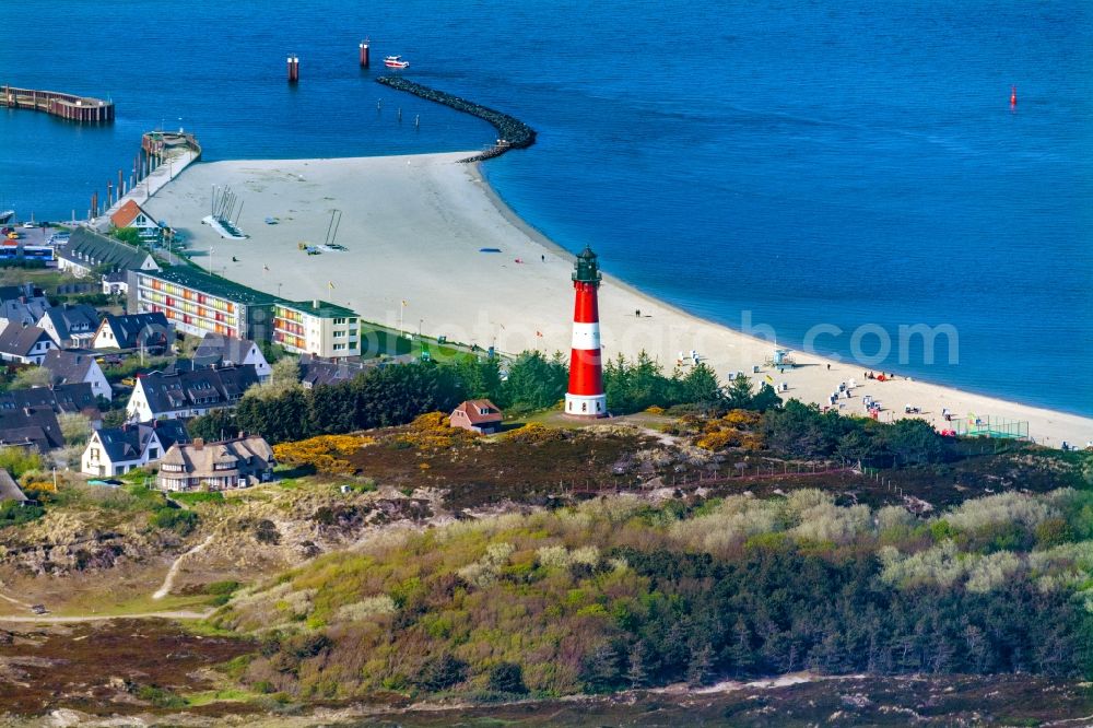 Aerial photograph Hörnum (Sylt) - Lighthouse as a historic seafaring character in Hoernum (Sylt) on Island Sylt in the state Schleswig-Holstein, Germany