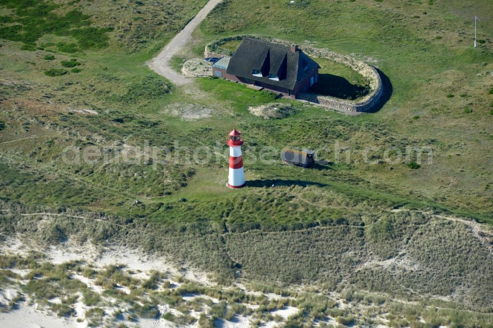 Aerial photograph List - Lighthouse List Ost as a historic seafaring character in the coastal area of North Sea in the district Havneby in List in the state Schleswig-Holstein