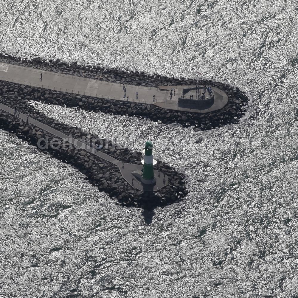 Aerial image Rostock, Warnemünde - Lighthouse as a historic seafaring character in the coastal area of the baltic sea in Rostock, Warnemuende in the state Mecklenburg - Western Pomerania