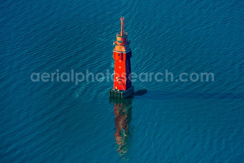 Wurster Nordseeküste from the bird's eye view: Lighthouse Robbenplatte as a historical maritime sign in the coastal area in the water in Wurster North Sea Coast in the state Lower Saxony, Germany