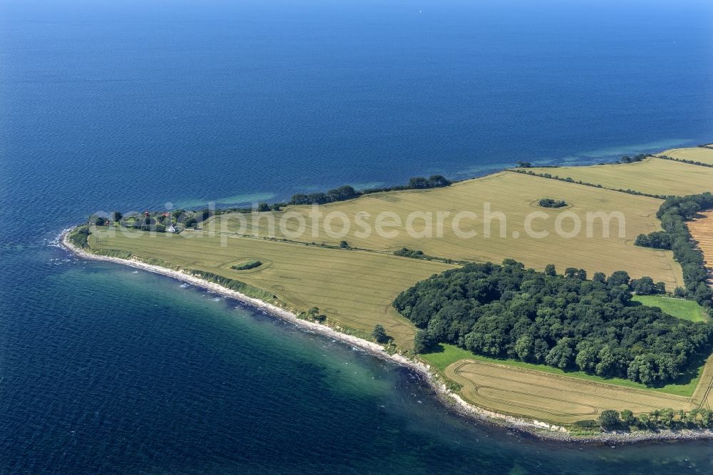 Aerial photograph Fehmarn - Lighthouse Staberhuk a sea sign on the island Fehmarn on the south-east coast in Schleswig Holstein Germany