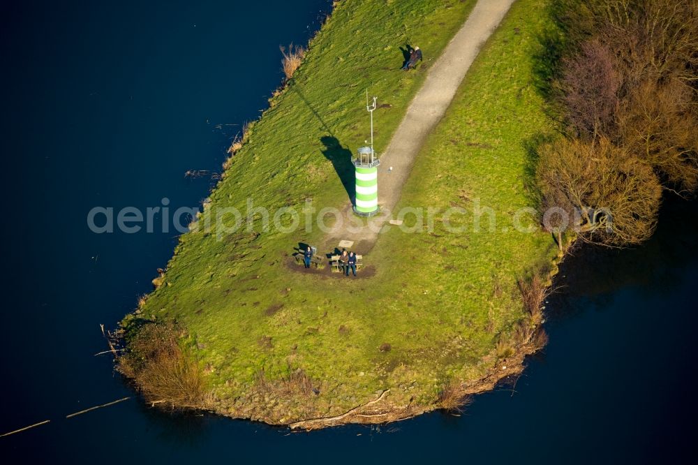 Aerial image Bochum - Lighthouse as a historic seafaring character in the riperian area of Ruhr on island near river Oelbach in Bochum in the state North Rhine-Westphalia