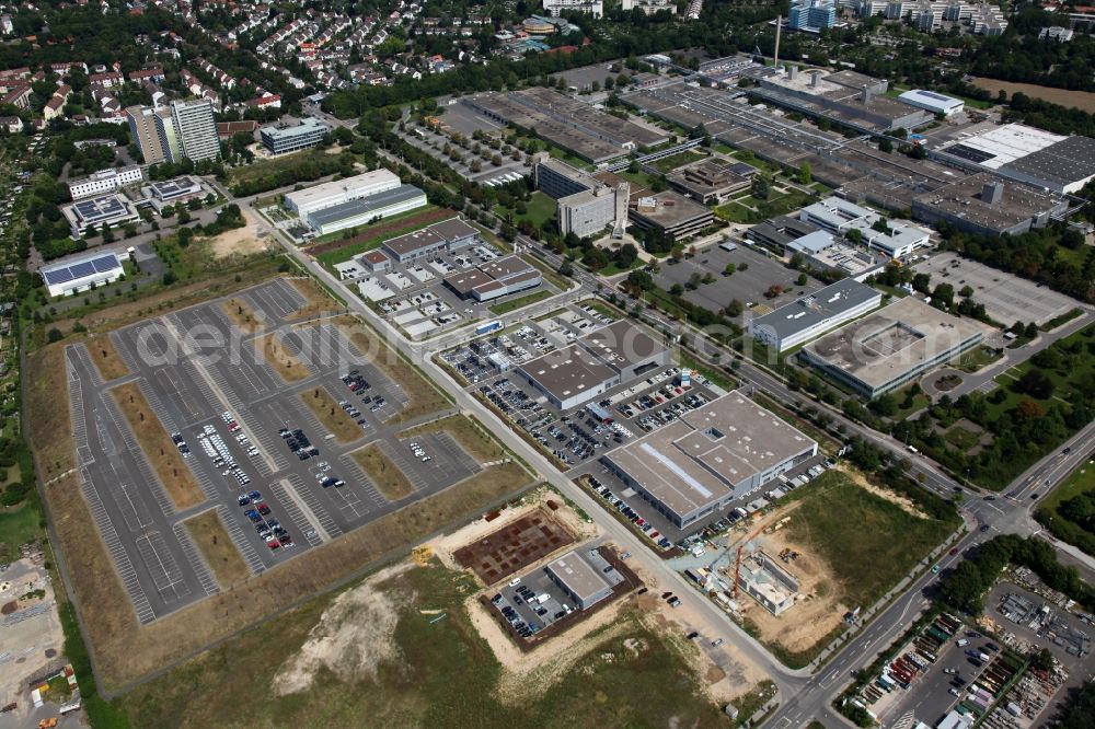 Aerial photograph Mainz - Loehr Automeile in Mainz in Rhineland-Palatinate. The Loehr & Becker Aktiengesellschaft is one of the largest in terms of sales ten automotive trade groups in Germany. The Group currently operates 26 operational dealerships