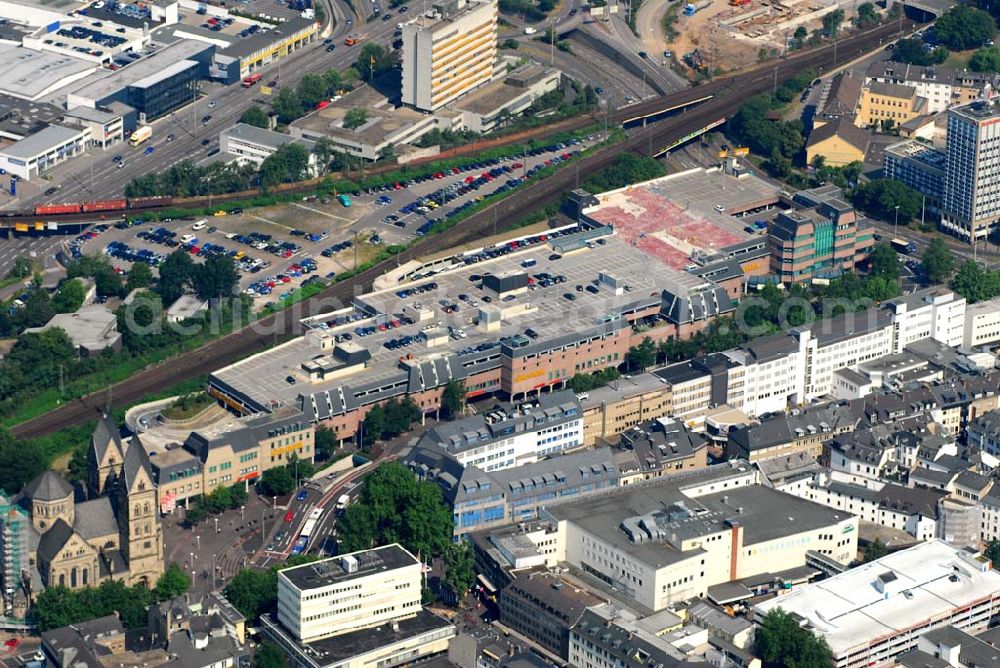 Aerial image Koblenz - Löhr-Center Koblenz. Der Einkaufs- und Geschäftskomplex ist ein Projekt der ECE Projektmanagement GmbH. Kontakt: Löhr-Center Koblenz, Hohenfelder Straße 22, 56068 Koblenz, Tel.: 0261 / 133 90 60, Fax: 0261 / 160 946, shop@ece.de,