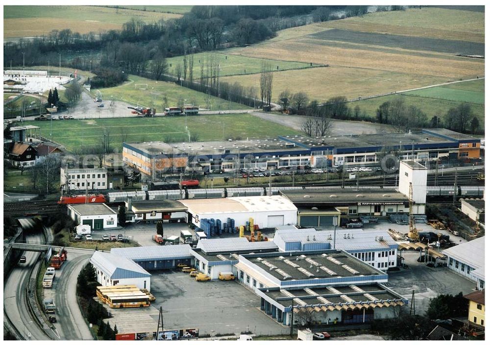  from above - LIDL - Logistikzug auf der Strecke Lambach - Villach in Österreich.