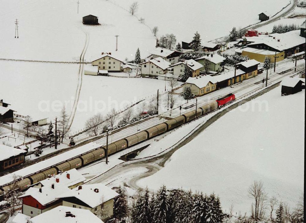 Aerial image - LIDL - Logistikzug auf der Strecke Lambach - Villach in Österreich.