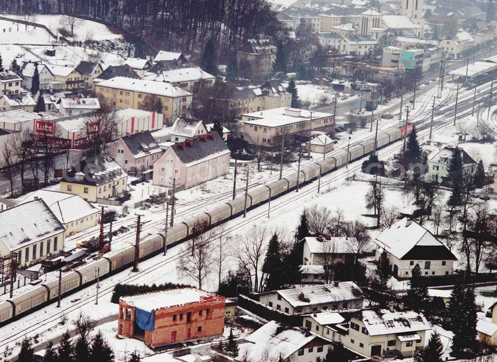 Aerial image - LIDL - Logistikzug auf der Strecke Lambach - Villach in Österreich.