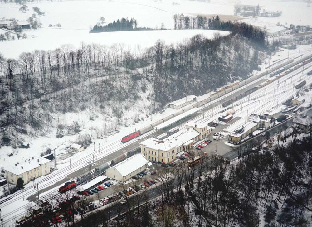  from above - LIDL - Logistikzug auf der Strecke Lambach - Villach in Österreich.