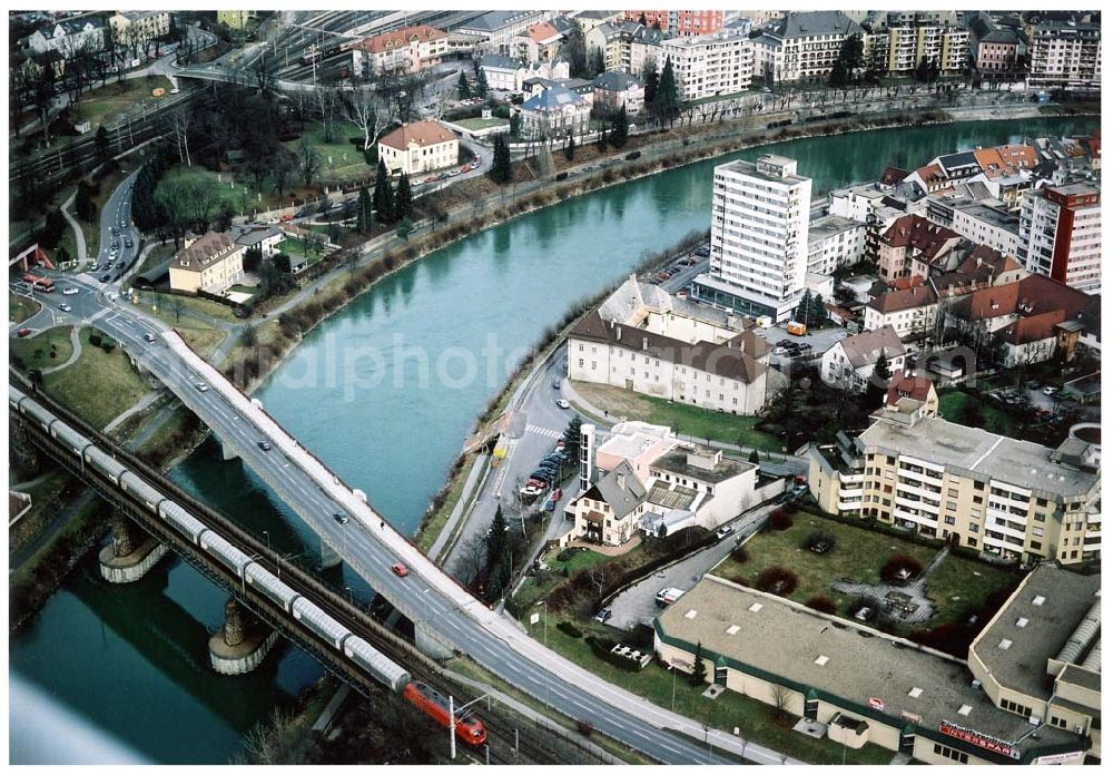 Österreich from above - LIDL - Logistikzug auf der Strecke Lambach - Villach in Österreich.