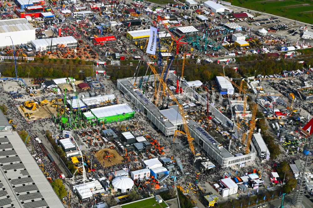 München from above - Exhibition grounds and pavilion of the Liebherr - exhibition stand at the world's leading trade fair bauma on the street Am Messefreigelaende in the district Trudering-Riem in Munich in the state Bavaria, Germany