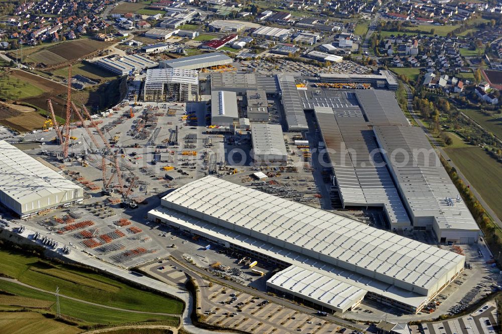 Ehingen from the bird's eye view: Blick auf das Gelände der Liebherr-Werk Ehingen GmbH. Die Tochter der Liebherr-International AG gehört zu den weltweit führenden Herstellern von Fahrzeugkranen. Momentan wird das Gelände erweitert. View of the site of the Liebherr-Werk GmbH Ehingen.