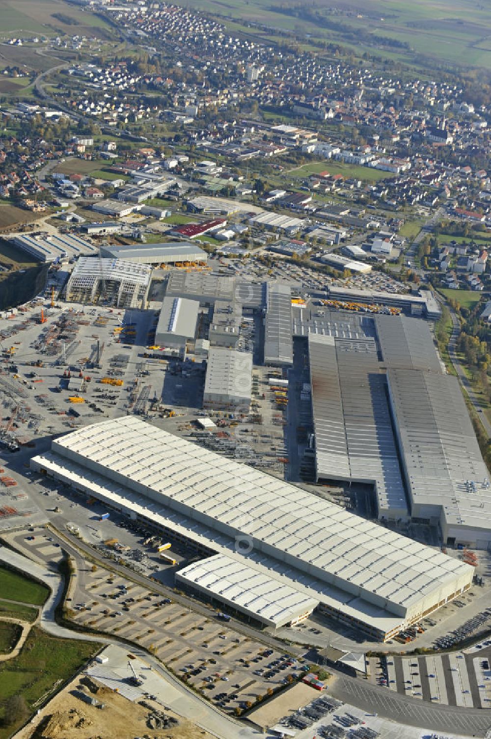 Aerial image Ehingen - Blick auf das Gelände der Liebherr-Werk Ehingen GmbH. Die Tochter der Liebherr-International AG gehört zu den weltweit führenden Herstellern von Fahrzeugkranen. Momentan wird das Gelände erweitert. View of the site of the Liebherr-Werk GmbH Ehingen.