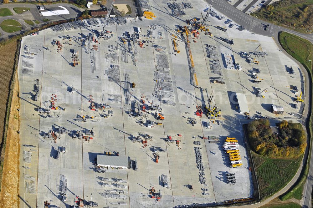 Ehingen from above - Blick auf das Gelände der Liebherr-Werk Ehingen GmbH. Die Tochter der Liebherr-International AG gehört zu den weltweit führenden Herstellern von Fahrzeugkranen. Momentan wird das Gelände erweitert. View of the site of the Liebherr-Werk GmbH Ehingen.