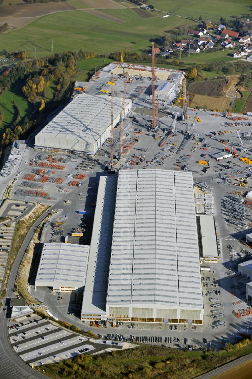 Aerial image Ehingen - Blick auf das Gelände der Liebherr-Werk Ehingen GmbH. Die Tochter der Liebherr-International AG gehört zu den weltweit führenden Herstellern von Fahrzeugkranen. Momentan wird das Gelände erweitert. View of the site of the Liebherr-Werk GmbH Ehingen.