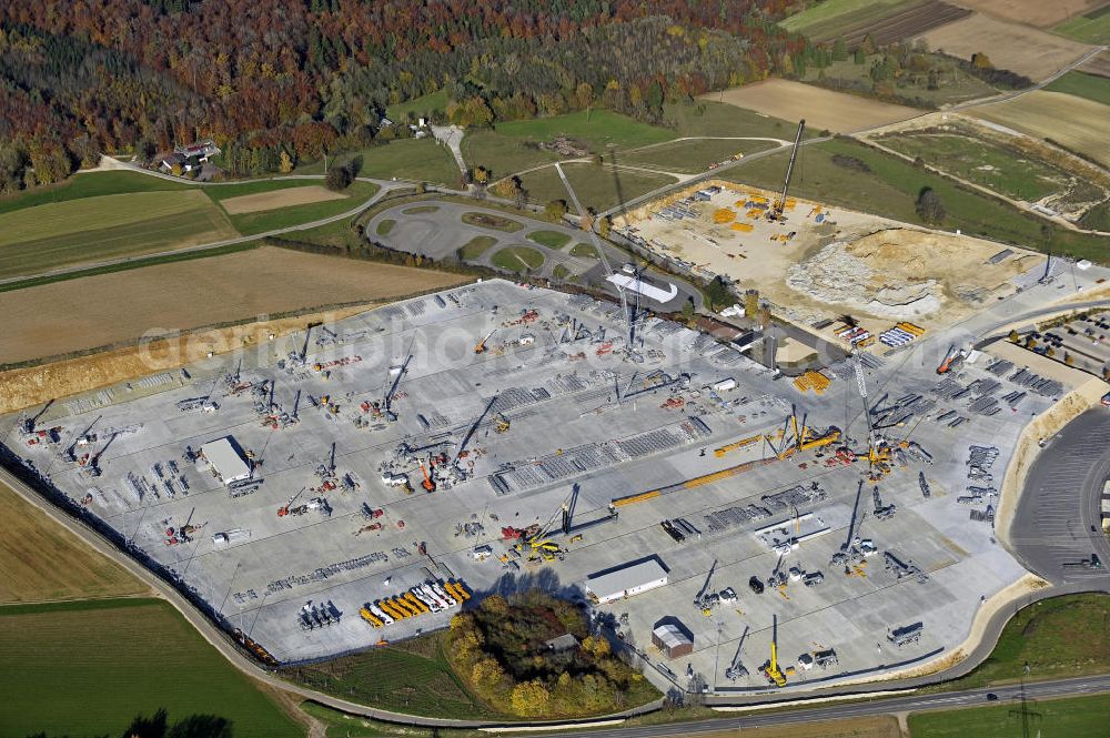 Ehingen from above - Blick auf das Gelände der Liebherr-Werk Ehingen GmbH. Die Tochter der Liebherr-International AG gehört zu den weltweit führenden Herstellern von Fahrzeugkranen. Momentan wird das Gelände erweitert. View of the site of the Liebherr-Werk GmbH Ehingen.