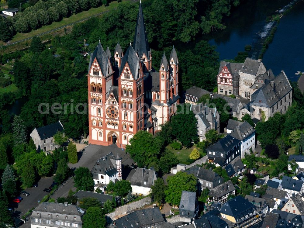 Aerial photograph Limburg an der Lahn - The Limburg Cathedral, also known as Georgsdom perched above the old town of Limburg Limburg next to the castle. The high position on the cliffs above the Lahn ensures that the dome is visible from afar. The building is now considered one of the most perfect creations of late Romanesque architecture