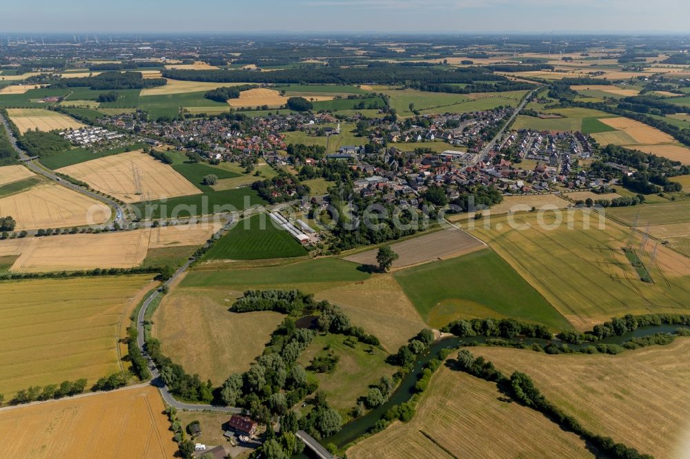 Aerial photograph Ahlen - Curved loop of the riparian zones on the course of the river Lippe in Ahlen in the state North Rhine-Westphalia, Germany