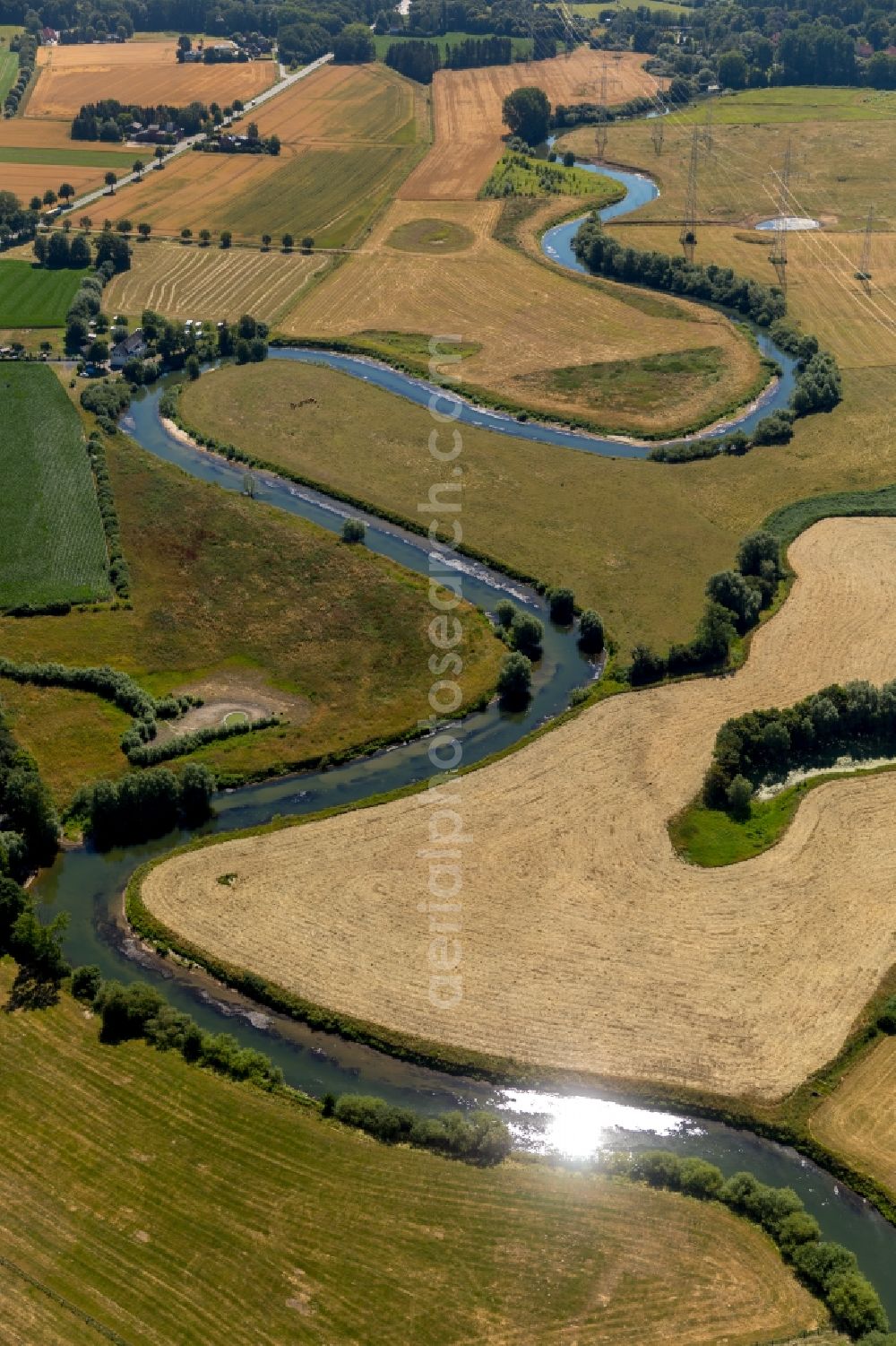 Aerial image Ahlen - Curved loop of the riparian zones on the course of the river Lippe in Ahlen in the state North Rhine-Westphalia, Germany